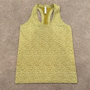 Athleta Momentum Allure Print Tank Racer Back Women’s